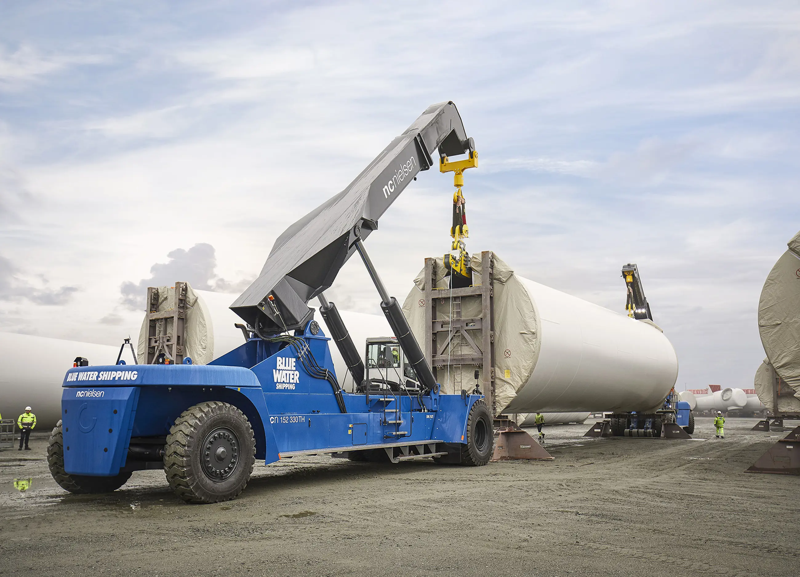 Container Rental Port 24/7 Port Agency Services for Vessels & Shipowners | Blue Water